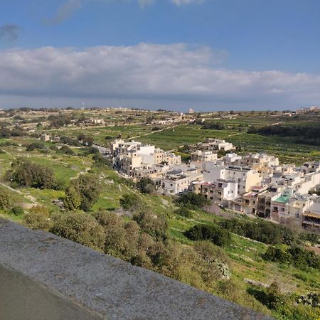 Panoramic Penthouse In Marsascala Which Enjoys Sea And Country Views Apartment Marsaskala Luaran gambar