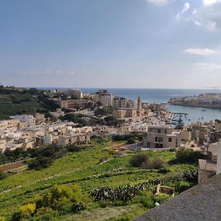 Panoramic Penthouse In Marsascala Which Enjoys Sea And Country Views Apartment Marsaskala Luaran gambar