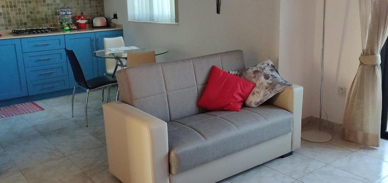 Panoramic Penthouse In Marsascala Which Enjoys Sea And Country Views Apartment Marsaskala Luaran gambar