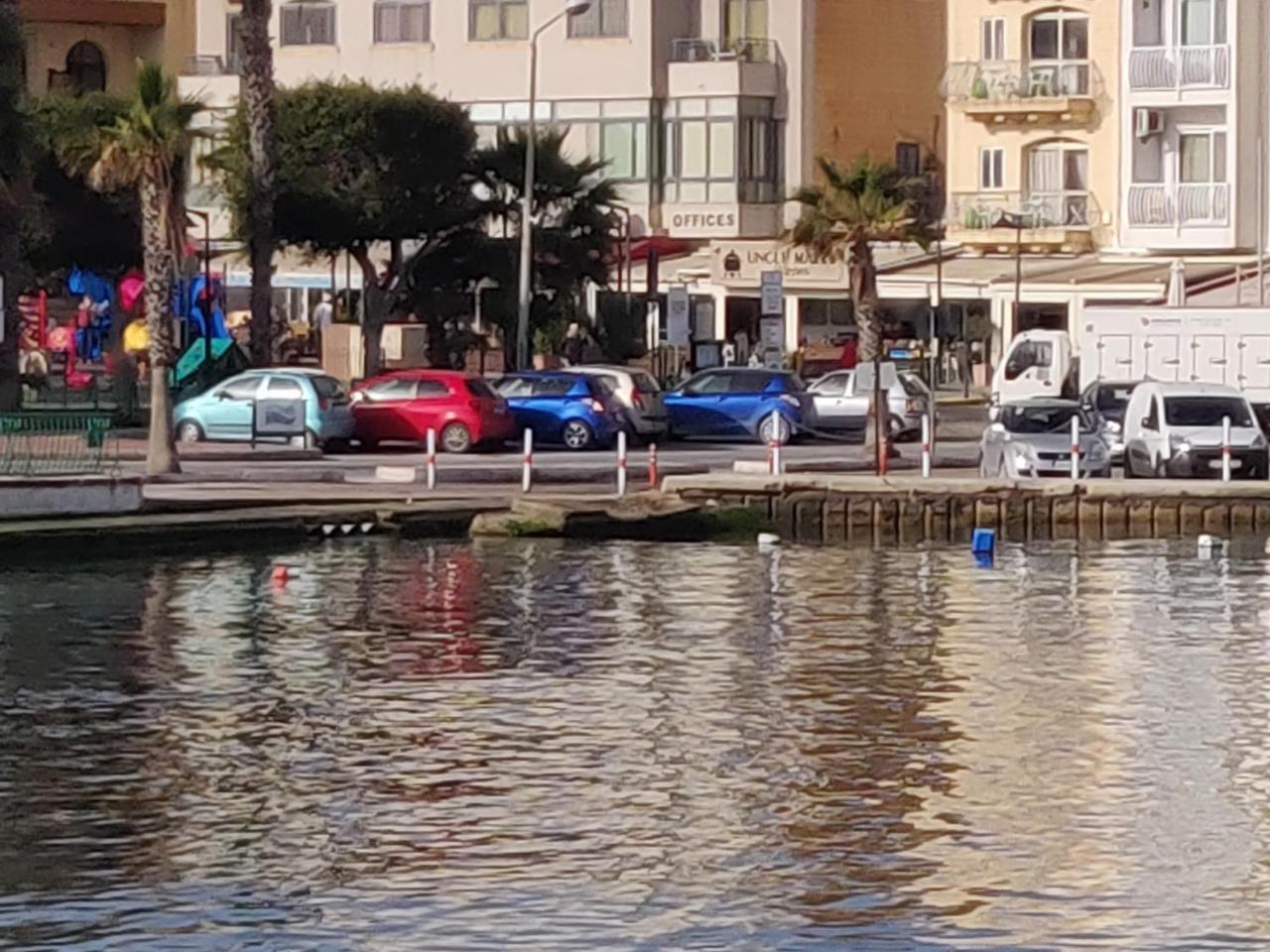 Panoramic Penthouse In Marsascala Which Enjoys Sea And Country Views Apartment Marsaskala Luaran gambar