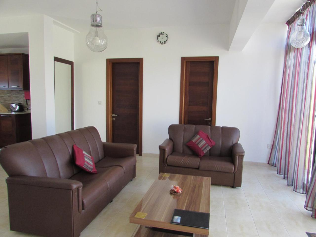 Panoramic Penthouse In Marsascala Which Enjoys Sea And Country Views Apartment Marsaskala Luaran gambar