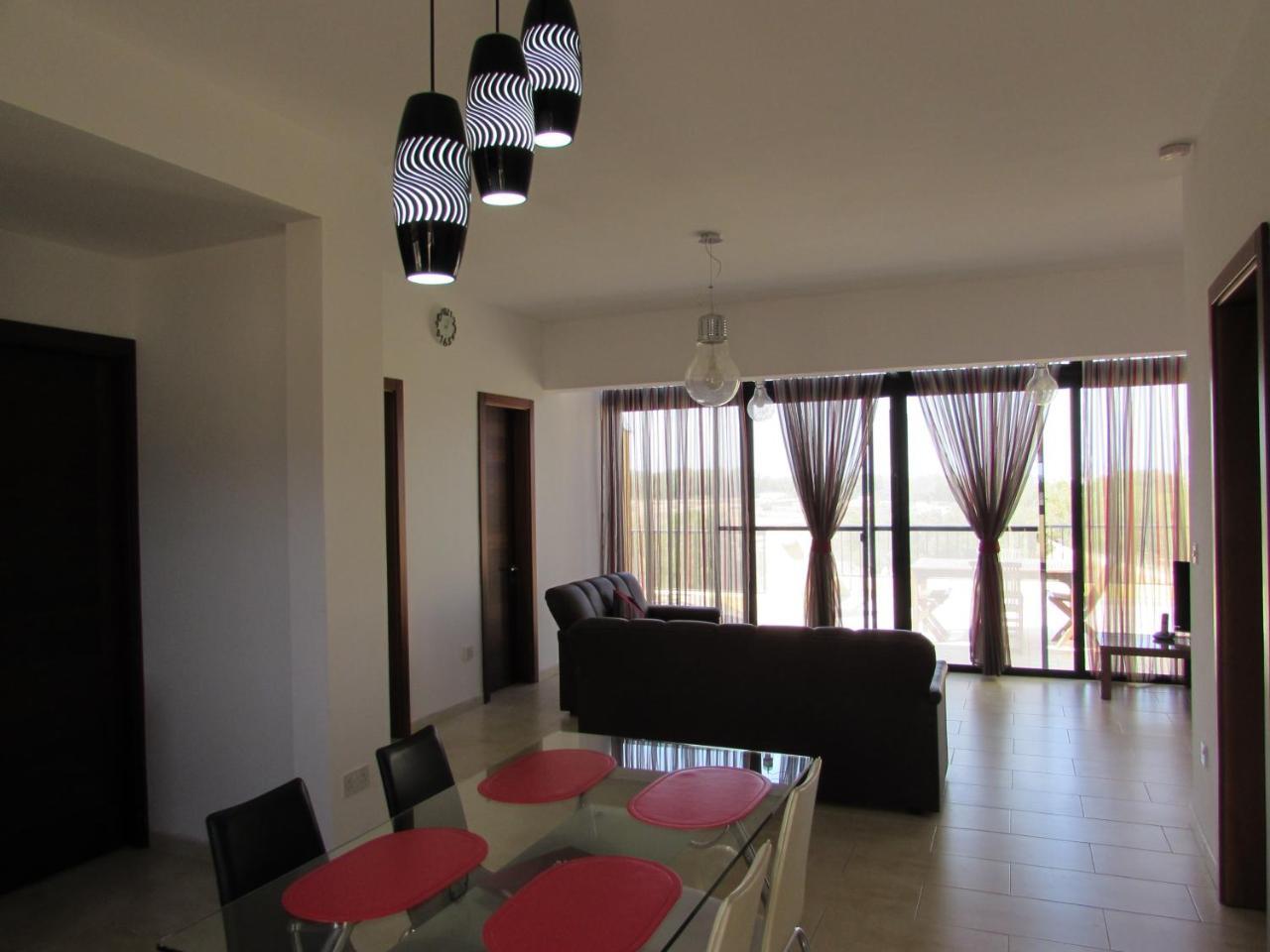 Panoramic Penthouse In Marsascala Which Enjoys Sea And Country Views Apartment Marsaskala Luaran gambar
