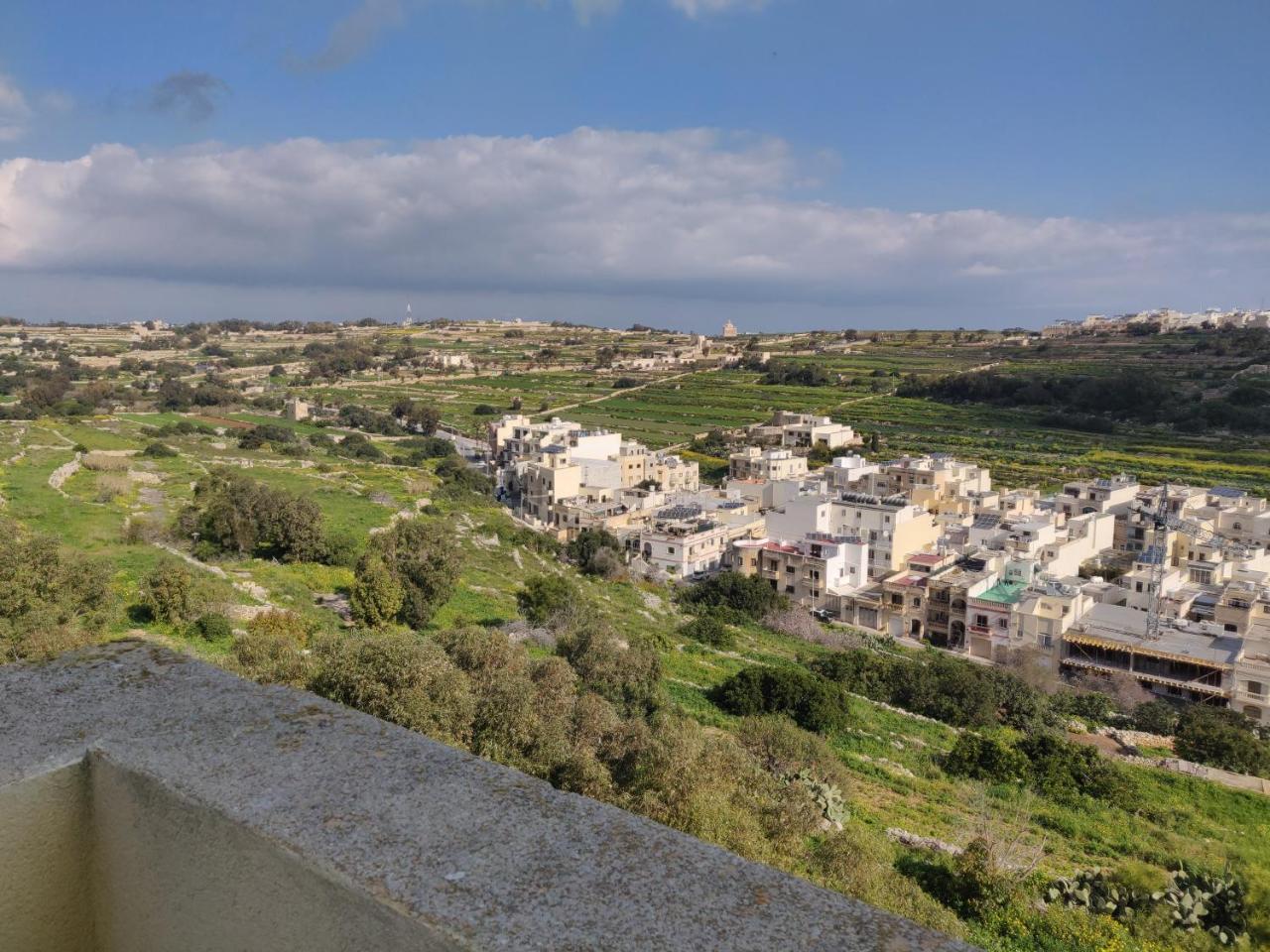 Panoramic Penthouse In Marsascala Which Enjoys Sea And Country Views Apartment Marsaskala Luaran gambar
